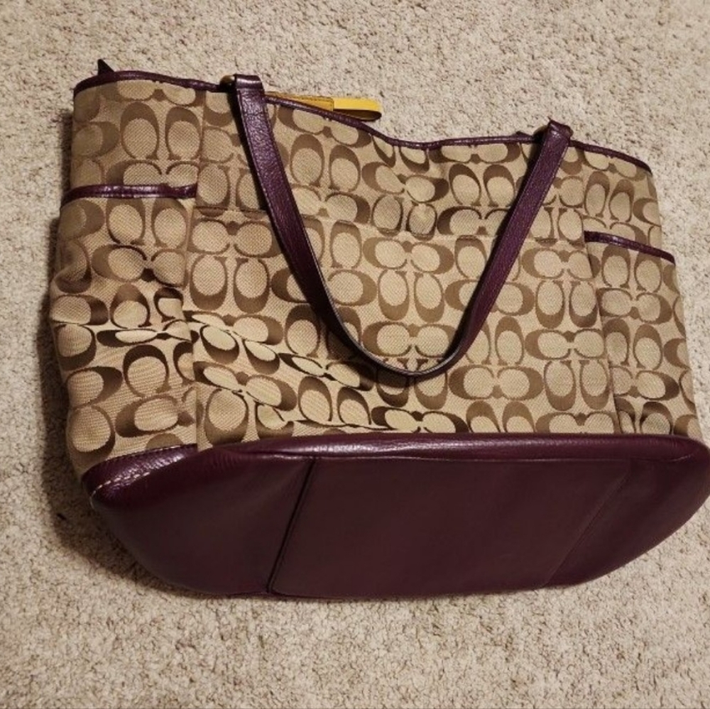 Coach womens tote bag